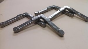 "C"-Sash Extruded Zinc Corners